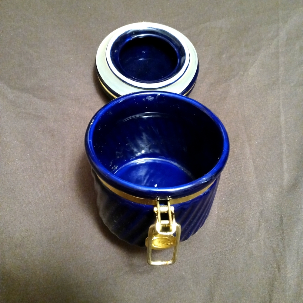 🗻🎇STONEWARE STORAGE CANISTER🏯